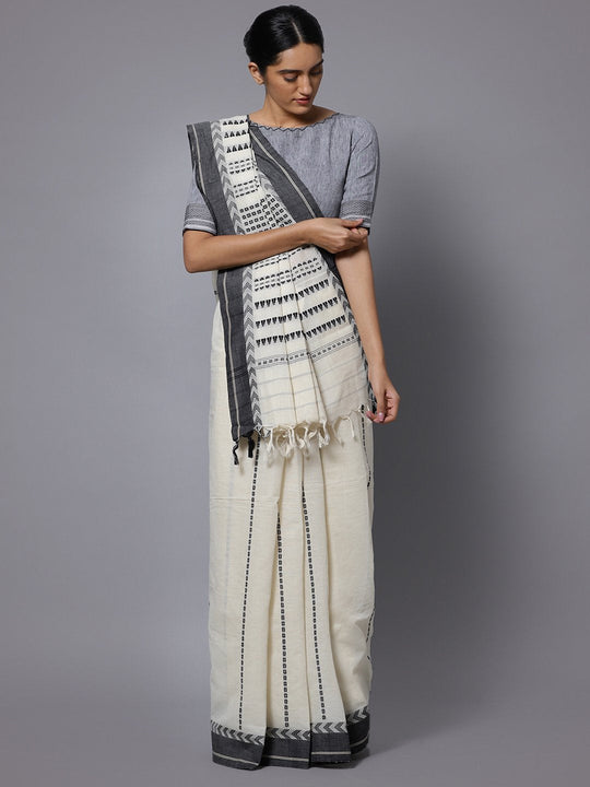 Off white cotton handloom saree