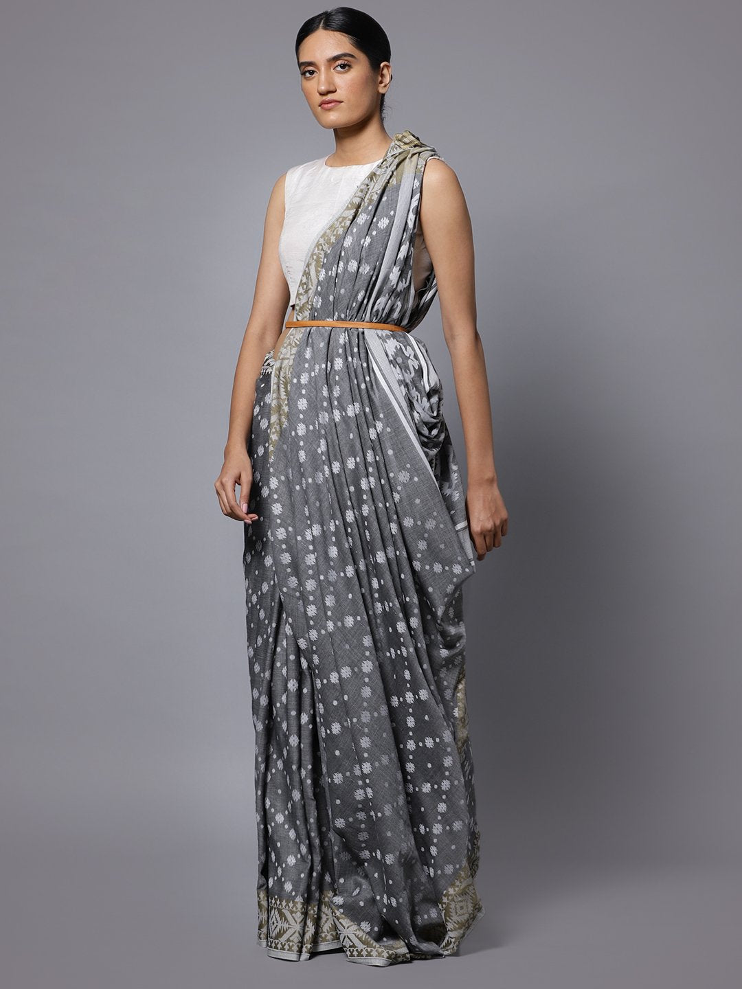 Grey jamdani bengal handloom cotton saree