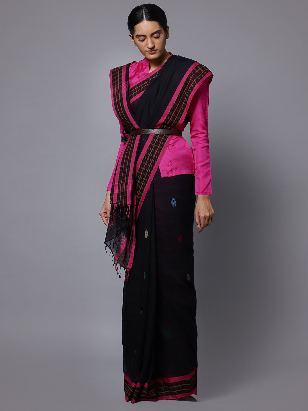 Black pink bengal soft cotton handloom saree