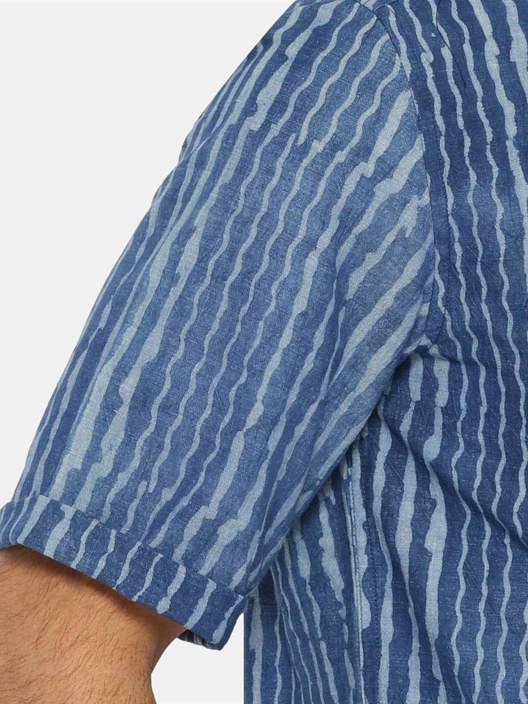 Handblock indigo short sleeve shirt
