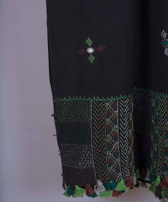 Black lambani hand embroidered cotton stole