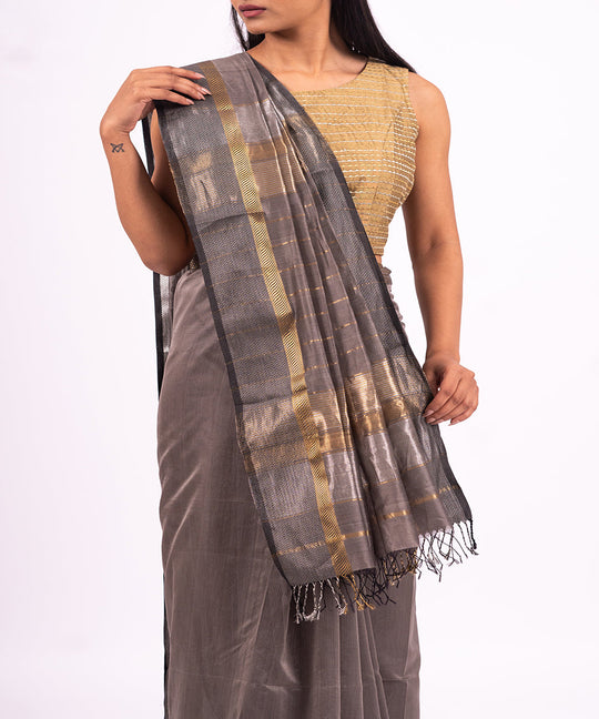 Grey silver handwoven maheshwari cotton silk saree