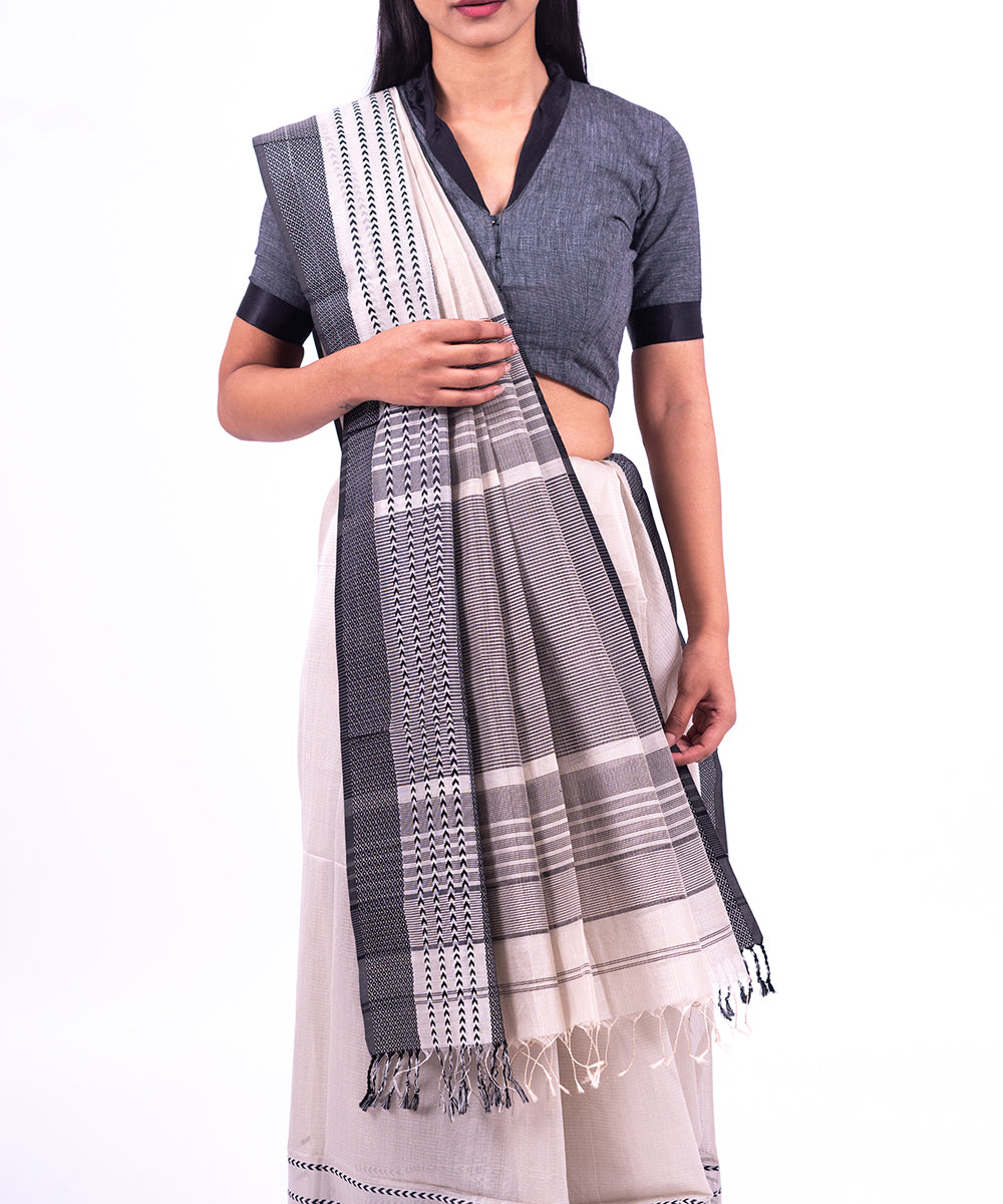 White black handwoven maheshwari cotton silk saree