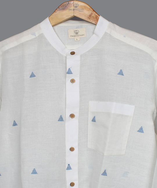 White blue handwoven jamdani mandrian collar shirt